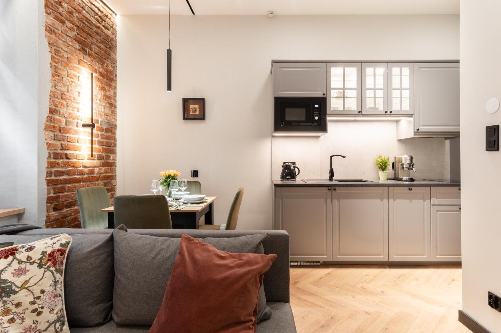 Charm & Comfort Renovated Gem In Old Town Sarego Apt B Cracovia Exterior foto